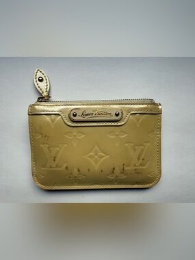 Louis Vuitton Pochette Clés NM in Monogram Vernis patent leather
